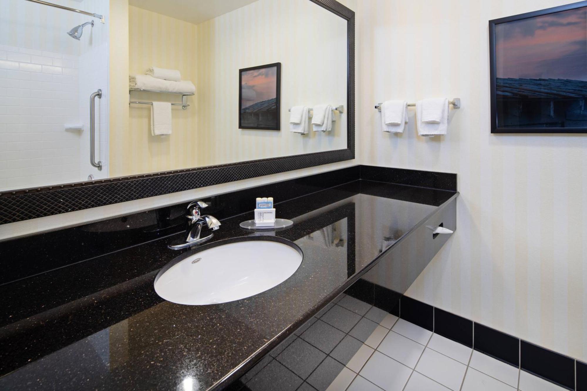 Fairfield Inn & Suites Seattle Bremerton Εξωτερικό φωτογραφία