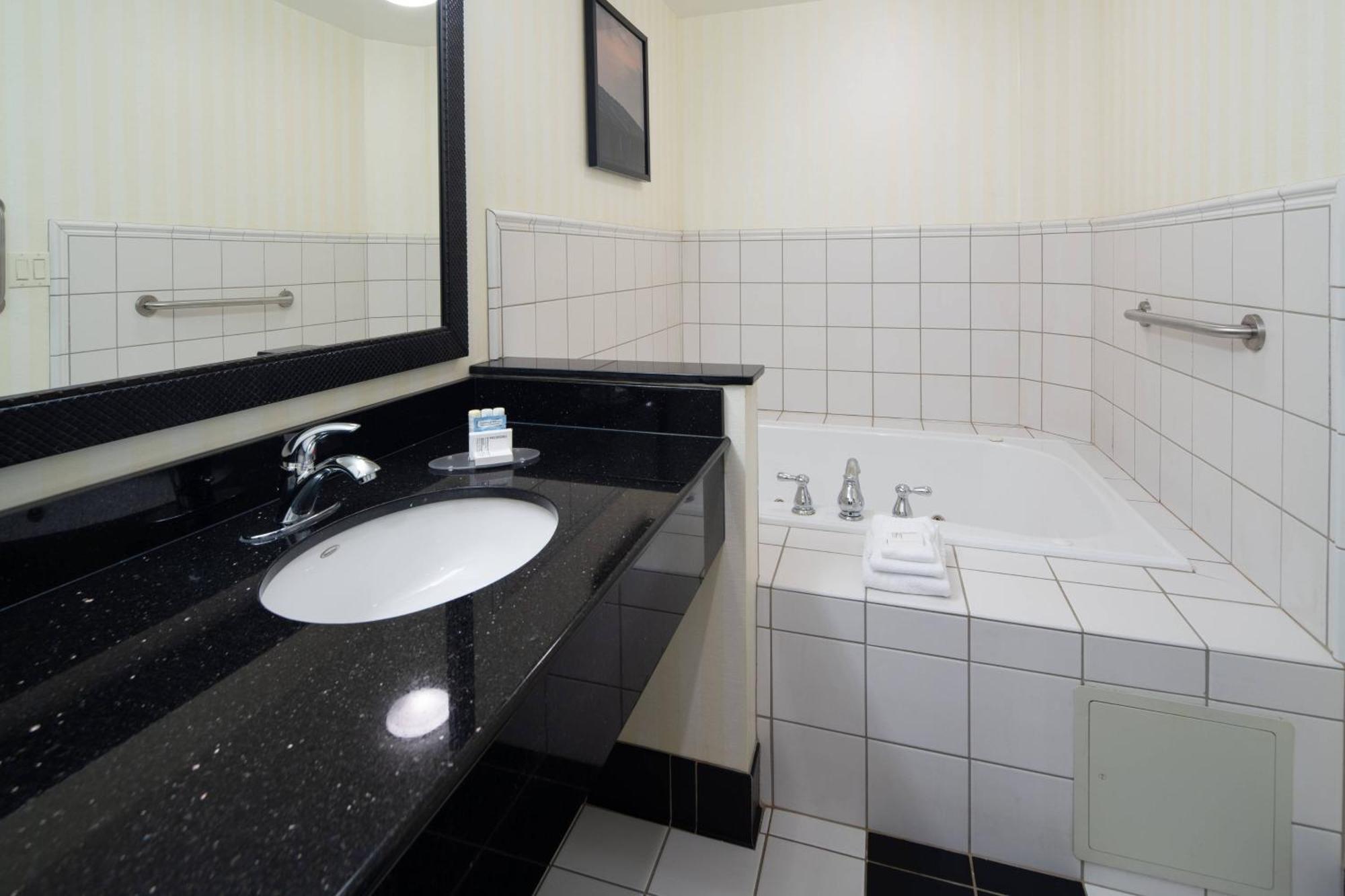 Fairfield Inn & Suites Seattle Bremerton Εξωτερικό φωτογραφία